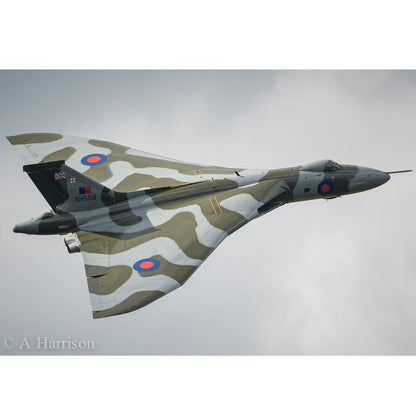 AvPIN Vulcan XH558 Lapel Pin